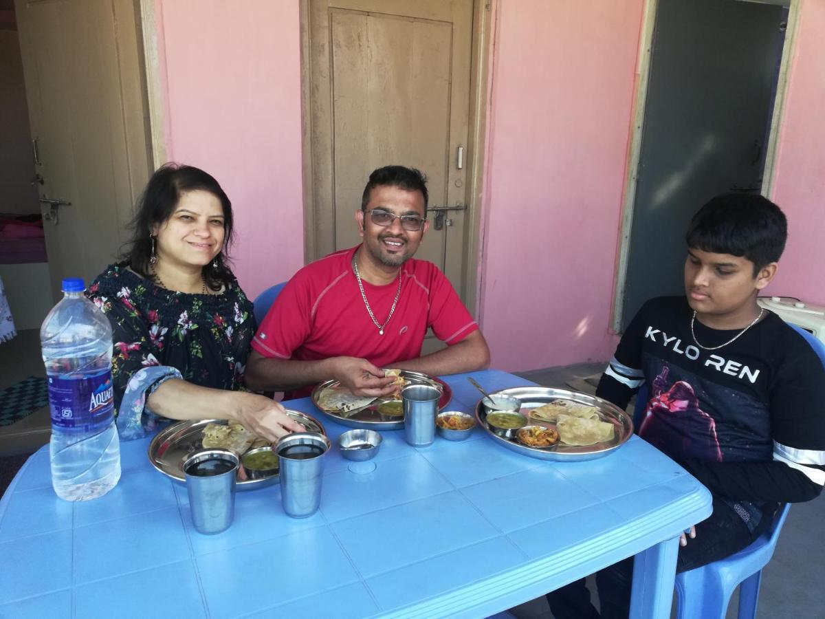 Abhi Homestay Hampi Eksteriør bilde
