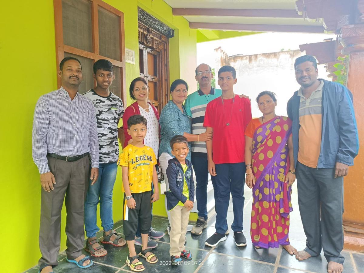 Abhi Homestay Hampi Eksteriør bilde