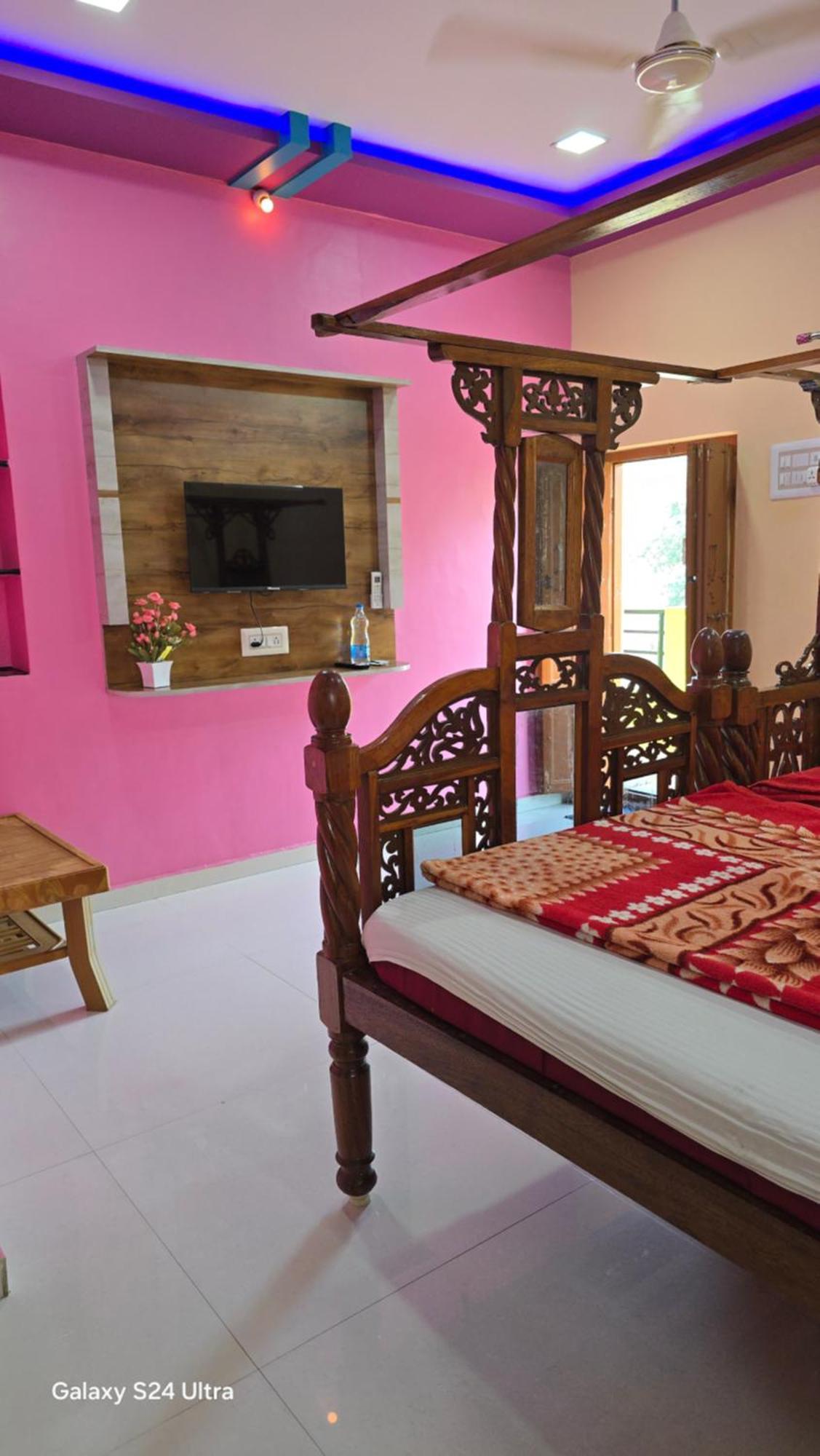 Abhi Homestay Hampi Eksteriør bilde