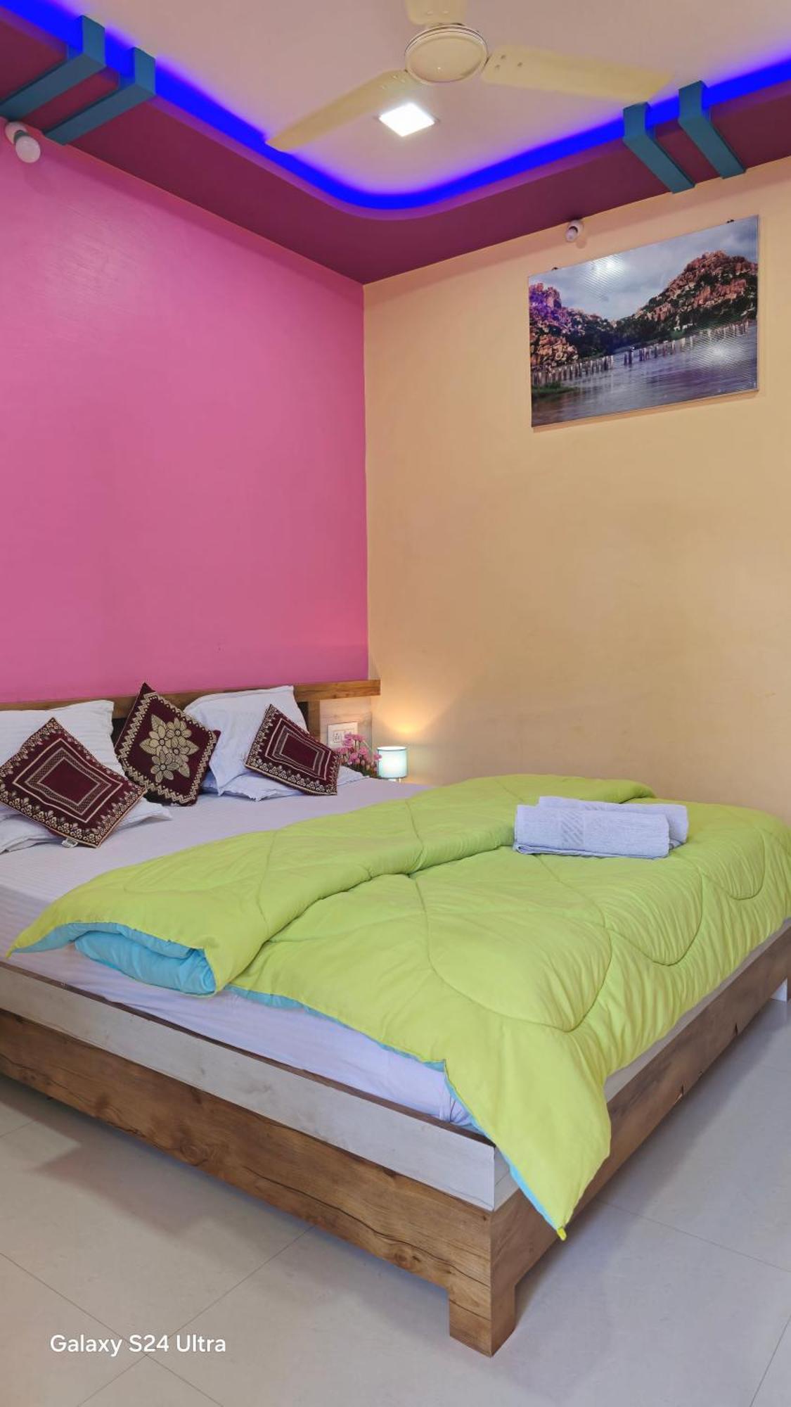 Abhi Homestay Hampi Eksteriør bilde
